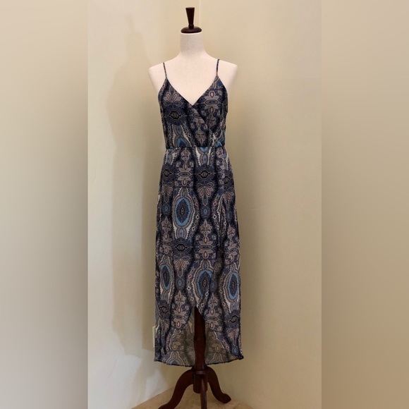 Lush. Faux Wrap High Low Maxi Dress. Blue and Pink Pattern. Small - Picture 7 of 15